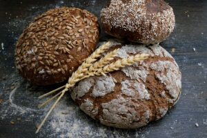 אופה לחם: מתכונים להכנה עם אופה לחם