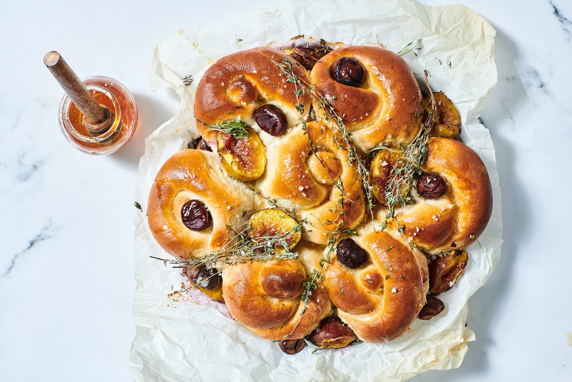 עוגות שמרים וחלות מהחלומות