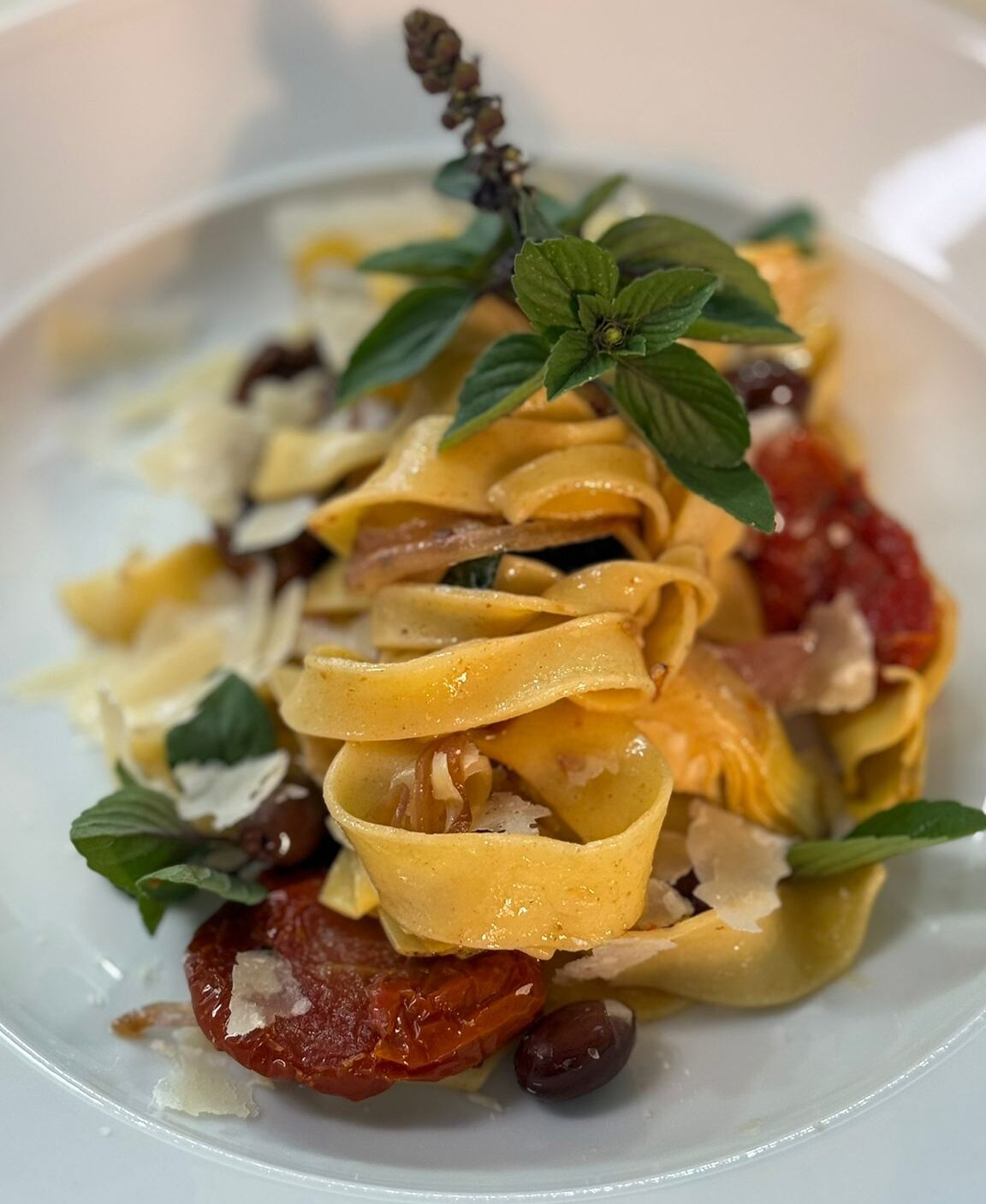 שמרית | פטוצ'יני א'לה רומנה של דוד גדג' - מתכונים לבצק פסטה